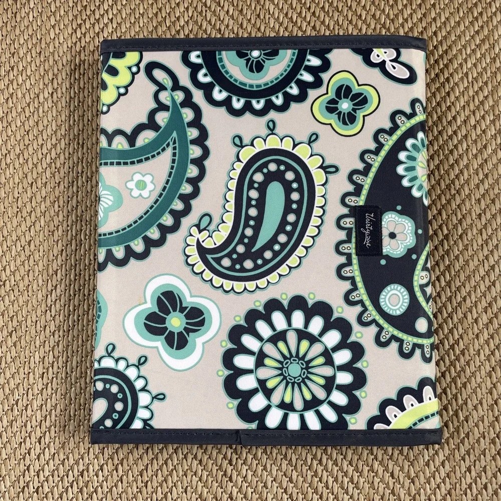 Thirty-One Fold It Up -Tri Fold Tablet iPad Organizer Paisley Day